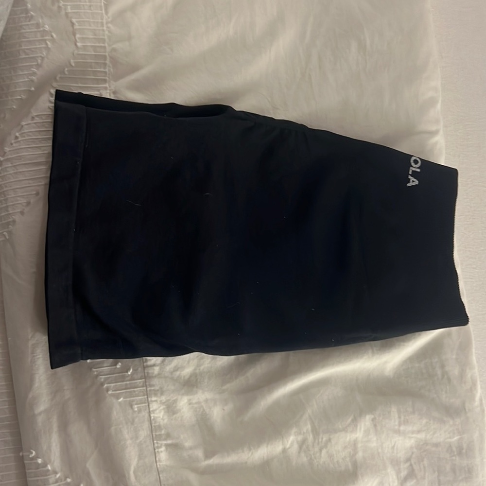 Aurola scrunch shorts